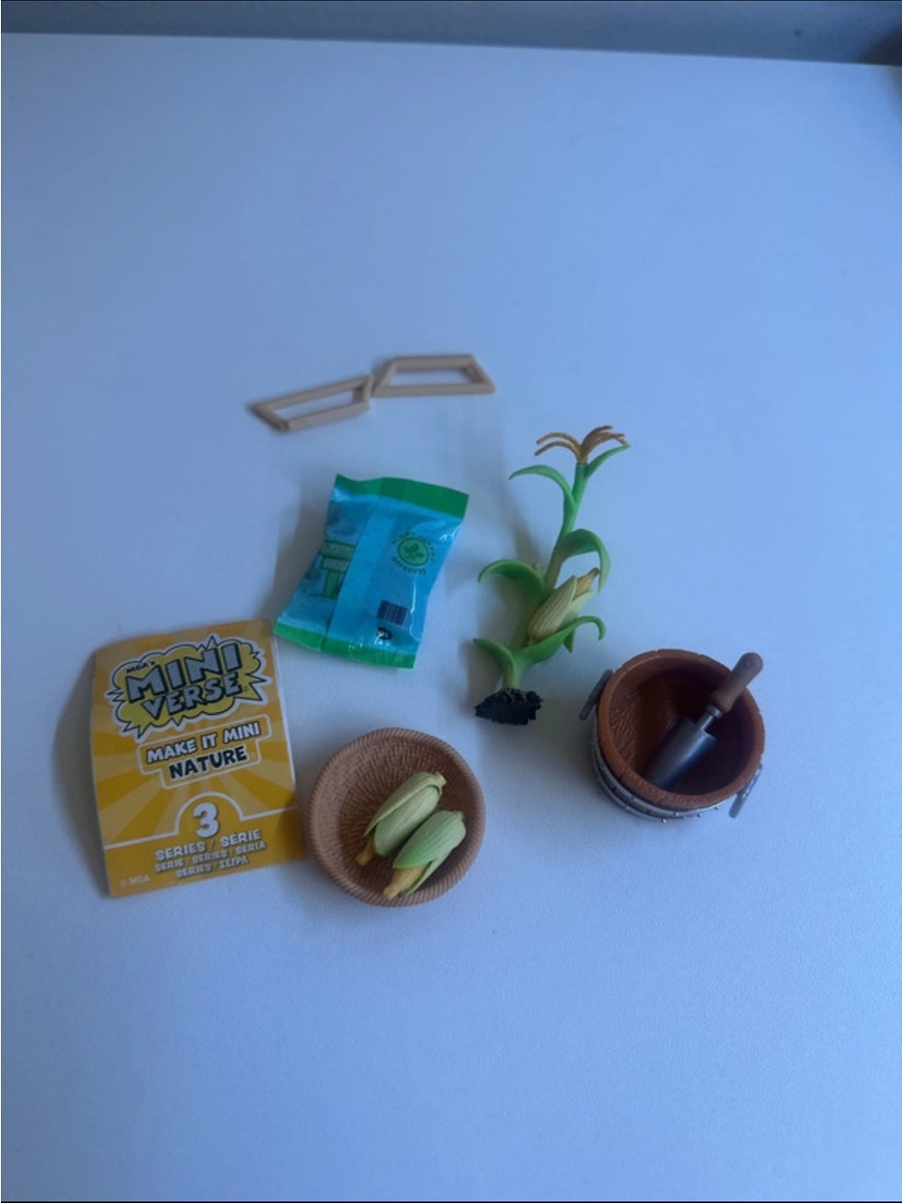 MiniVerse Make It Mini Nature corn